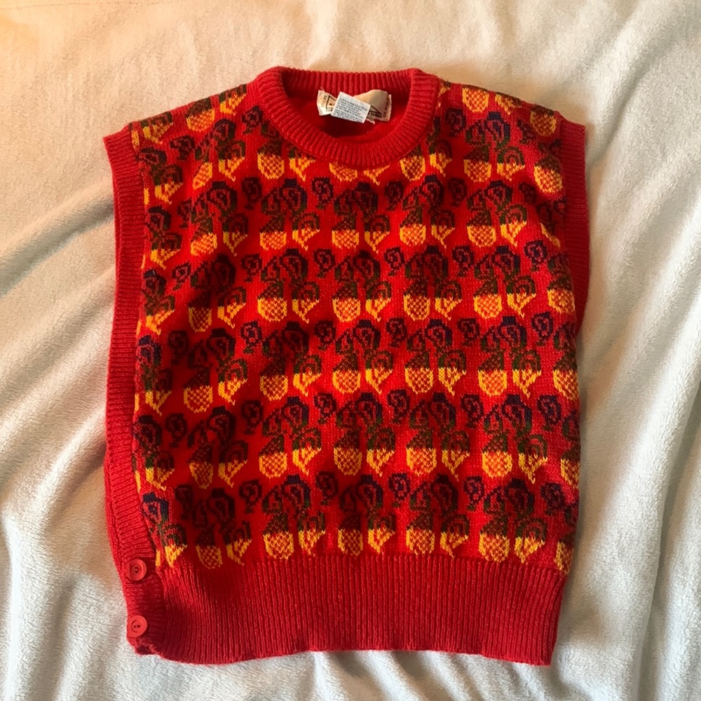 Sweater vest
